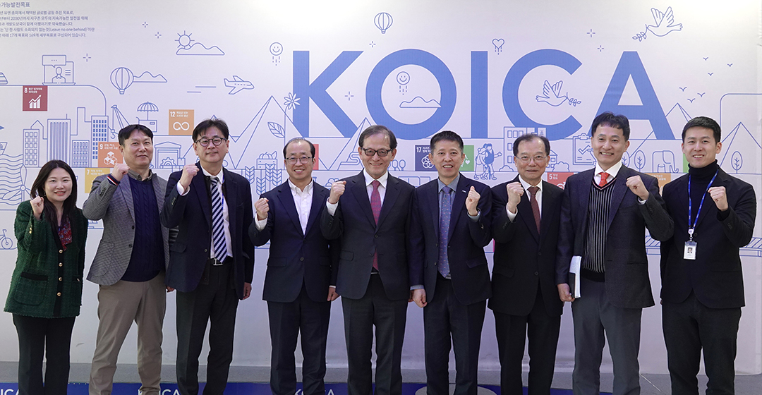 260127_본부장-항공대 MOU 체결식_016(홈피)