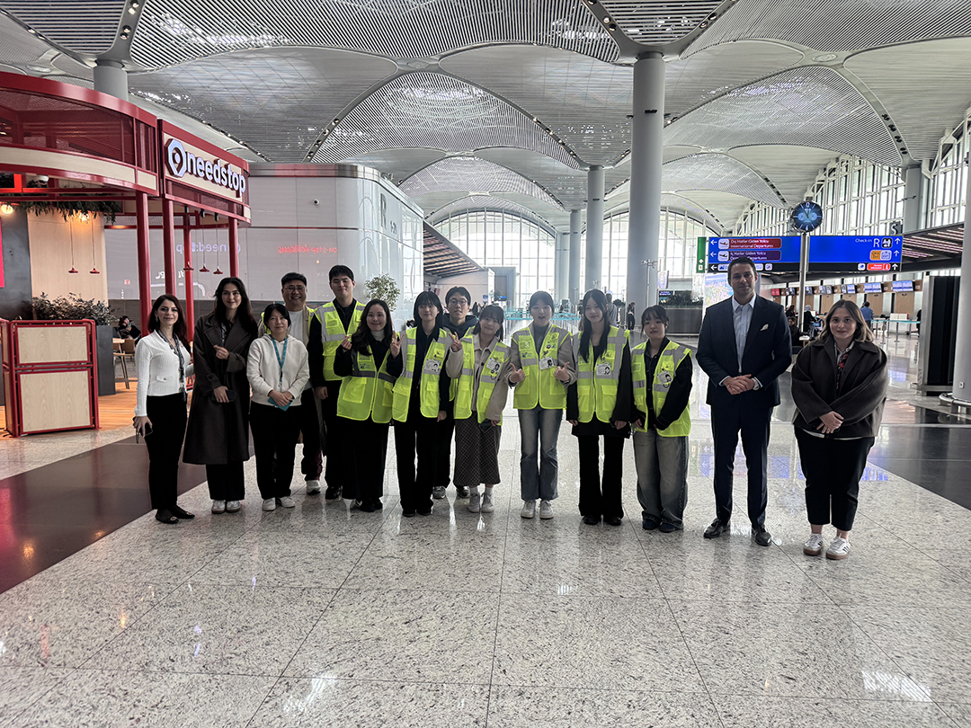 (홈피기사)이스탄불공항1