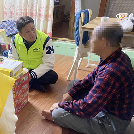 교직원 봉사단, 독거ㆍ장애노인에 설날맞이 생필품 나눔봉사