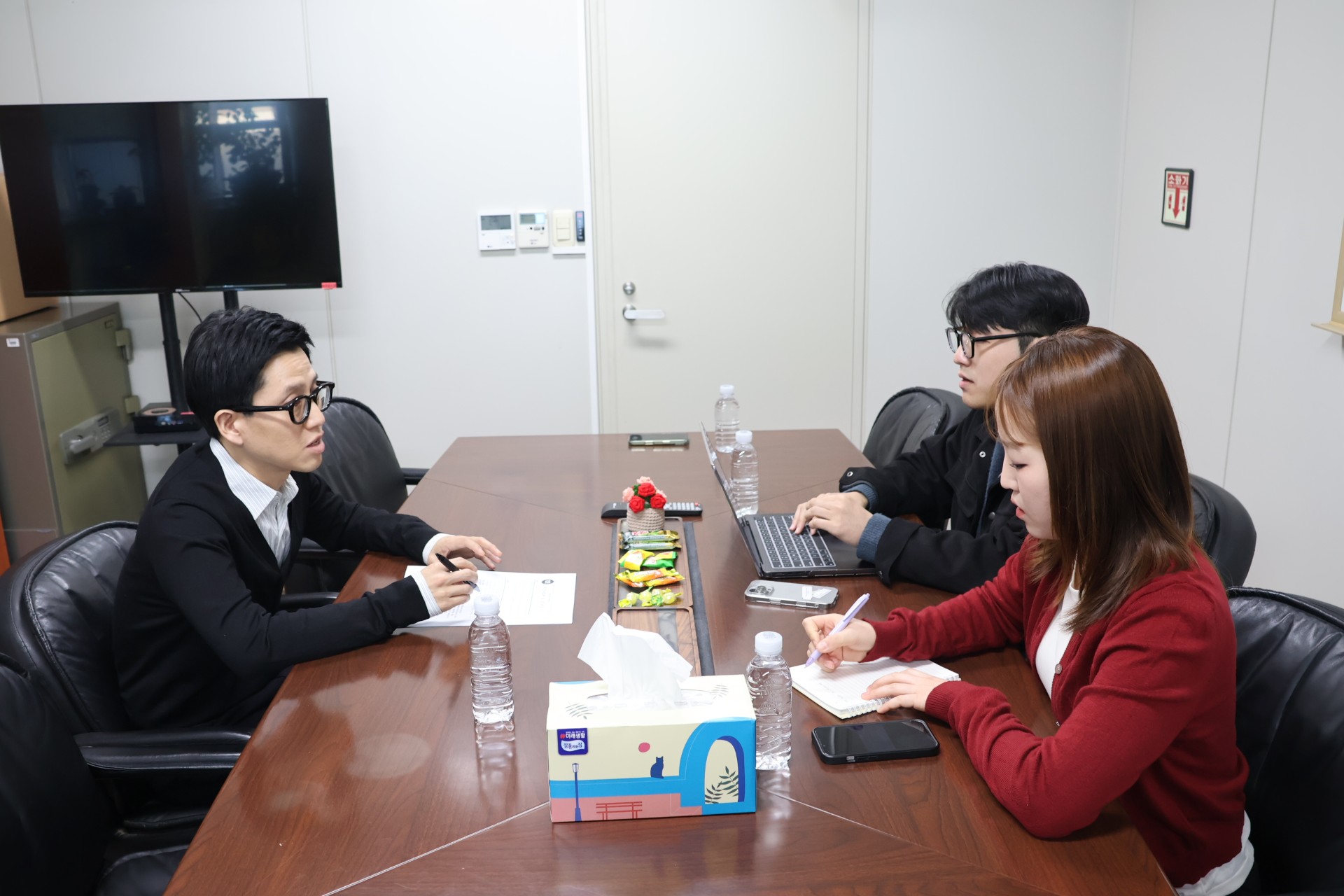 61fc38ec-ed01-4072-a81e-95ab17dafd1a