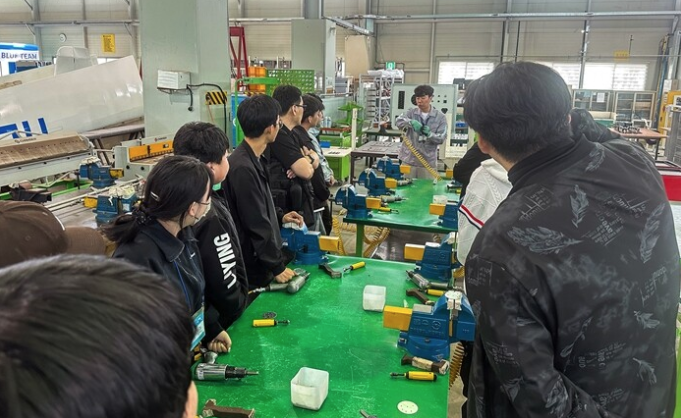 북향민항공캠프